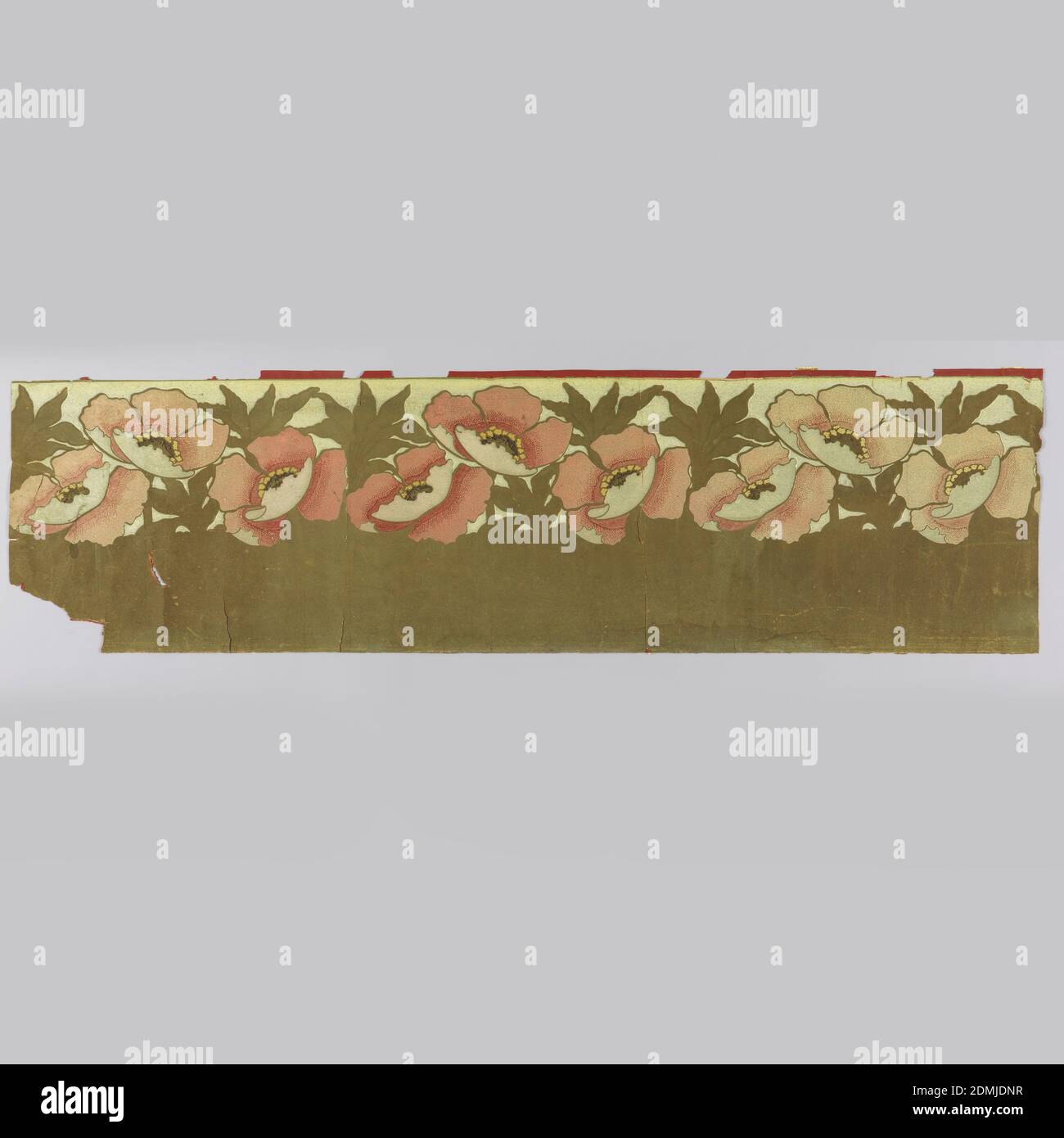 Frieze, Oatmeal paper, Large-scale pink and white poppy flowers printed on top half of brown 'oatmeal' or 'ingrain' paper., possibly USA, ca. 1900, Wallcoverings, Frieze Stock Photo