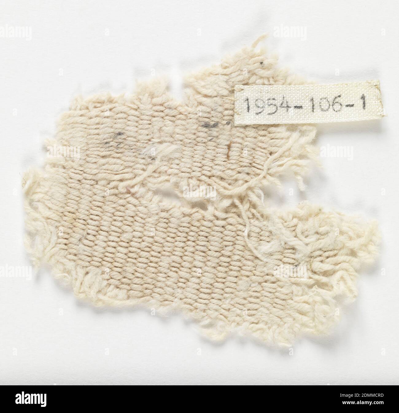 Fragment, Medium: cotton Technique: warp faced plain weave, Part of mile-long piece (end not reached) brought back by Columbia University expedition; found in Cahuachi hacienda, about 15 miles from town of Nazca which is about 80 miles from Paracas. From cache of cloth to be used inside Paracas mummy bundles. White cotton, bleached (?). Heavy weft: Z-piled cotton (4 slightly s-spun strands). Heavier warp: 2-plied strands (2) of S-plied Z-spun cotton., Peru, before 600 AD, woven textiles, Fragment Stock Photo