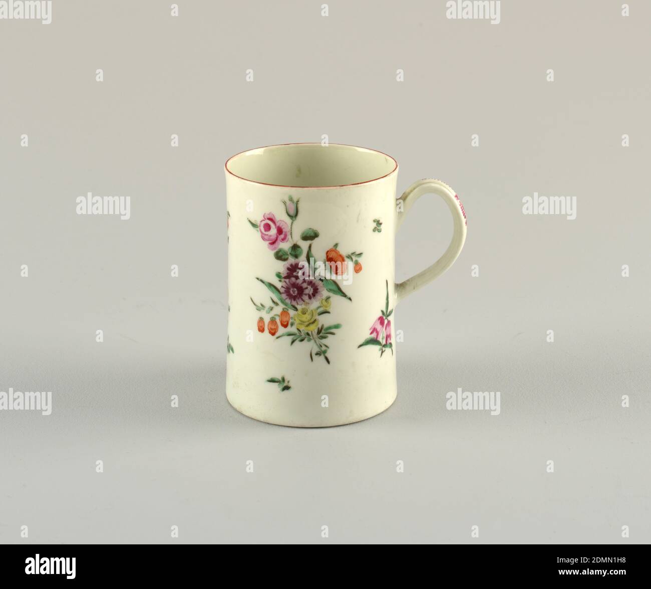 Mug, Royal Worcester, English, established 1751, porcelain, vitreous enamel, Mug decorated with scattered flowers., England, late 18th century, ceramics, Decorative Arts, mug, mug Stock Photo