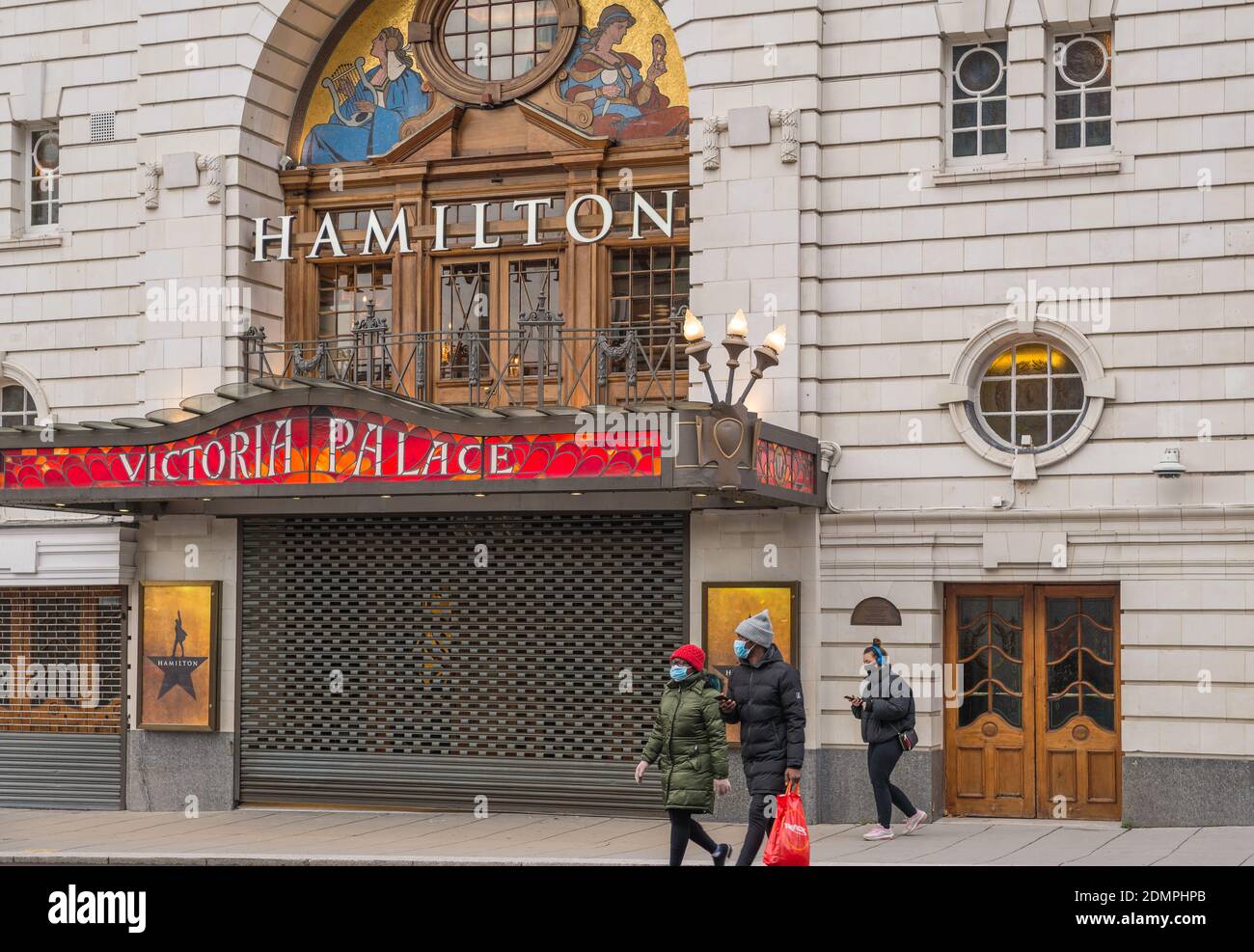 Victoria palace theatre 2025 box office phone number