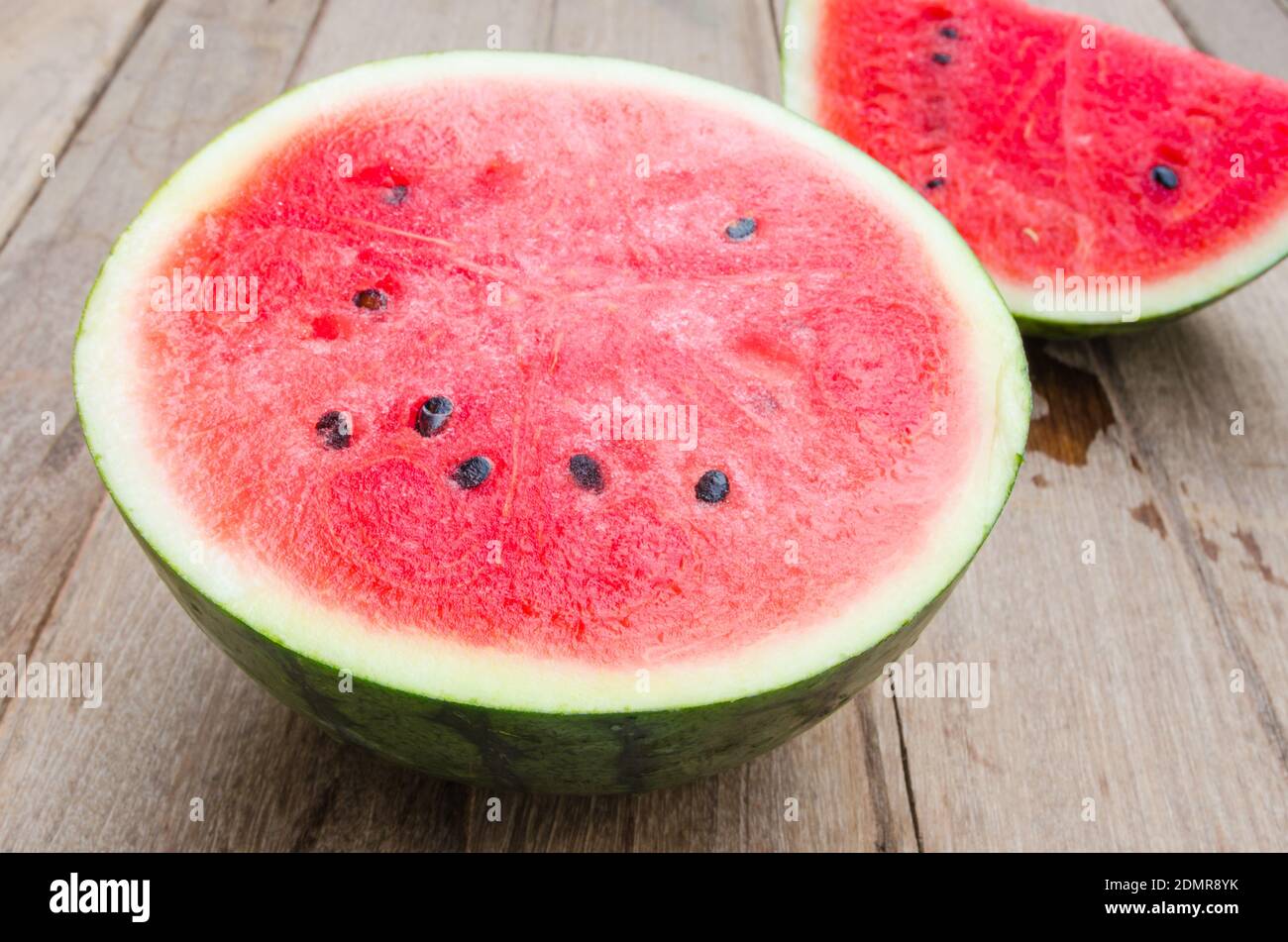 Watermelon in table hi-res stock photography and images - Page 48 - Alamy
