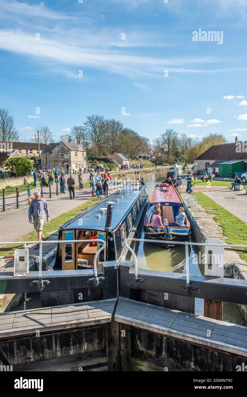 Narrowboats in the lock on the Kennett and Avon Canal in Bradford on Avon, Wiltshire Stock Photo