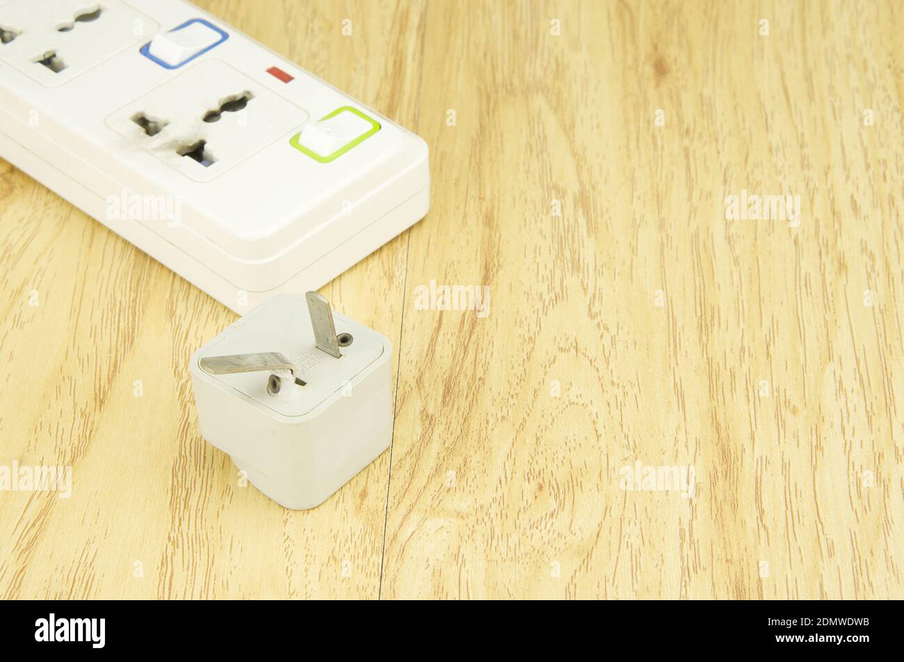 Extension cord burnt hires stock photography and images Alamy