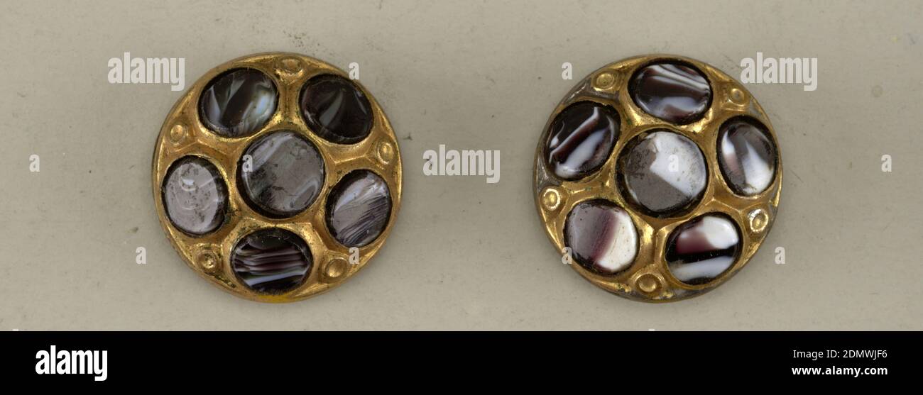 Vintage Brass Button at Rs 600/kilogram, Brass Buttons in Jamnagar