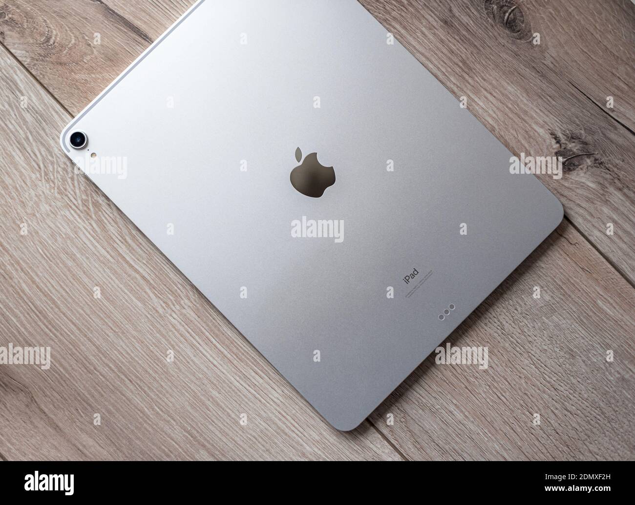 2020 iPad Pro 12.9' Review — This Thing is a Monster!, by Bugra Gulculer, Mac O'Clock