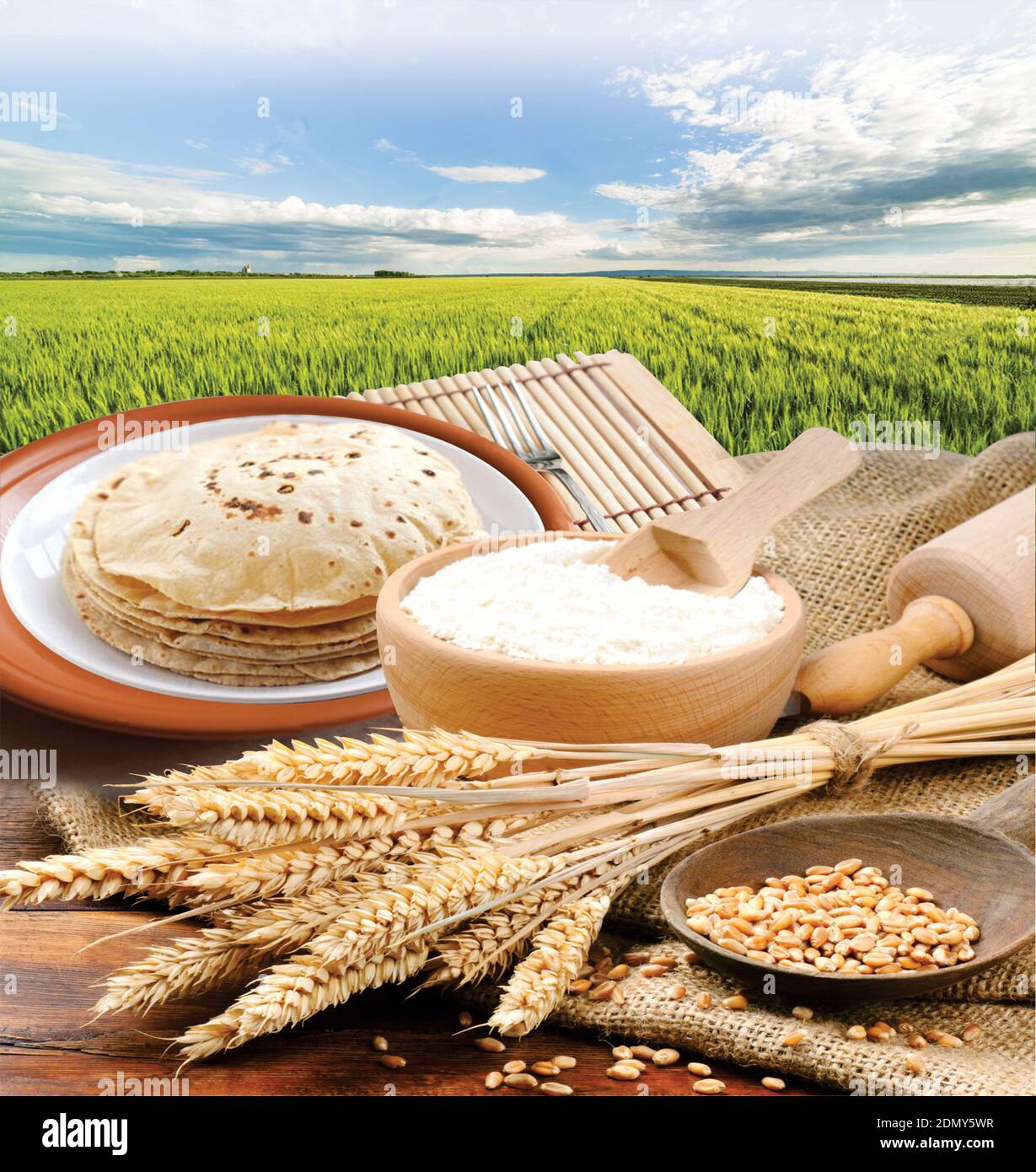 Wheat flour, Chapati, Roti, Bunch of wheat ears, dried grains, flour in
