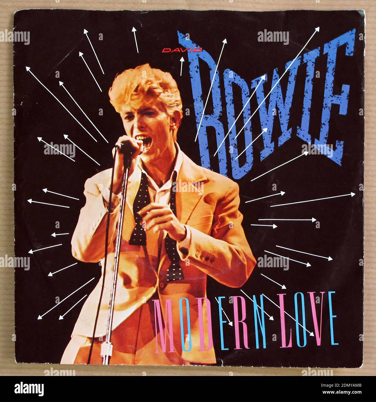 DAVID BOWIE MODERN LOVE 7 45RPM PS SINGLE VINYL - Vintage Vinyl Record  Cover Stock Photo - Alamy