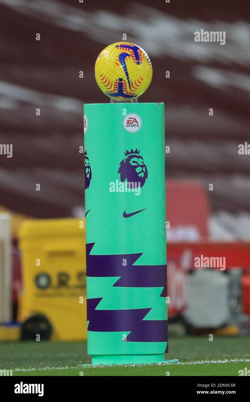 Todays Premier League Nike match ball Stock Photo Alamy