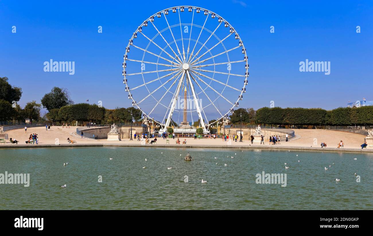 Tuileries Garden (French: Jardin des Tuileries), Roue de Paris (Ferris Wheel), Paris Stock Photo