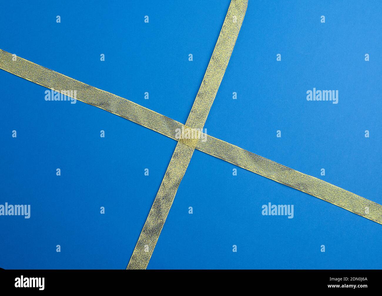 Plain blue wall hires stock photography and images Alamy