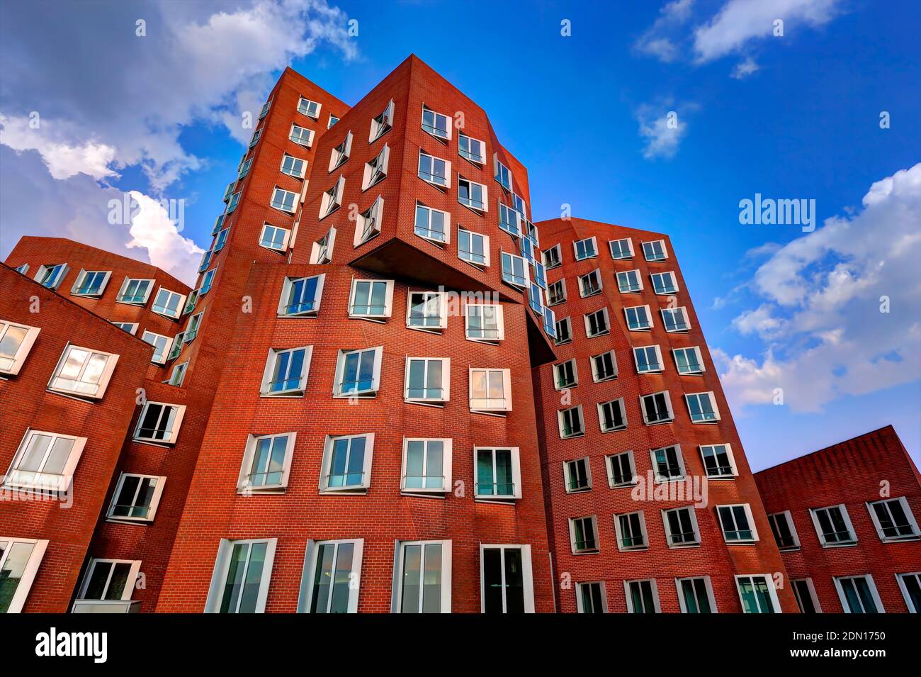 Neuer Zollhof, Düsseldorf-Hafen Media Harbor, Germany Stock Photo