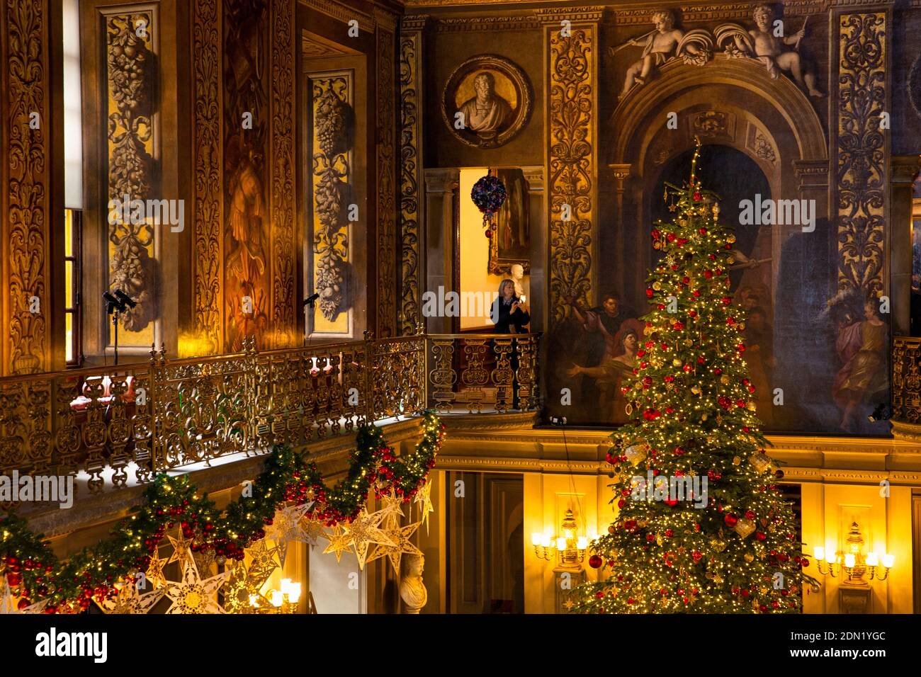 UK, England, Derbyshire, Edensor, Chatsworth House Painted Hall at Christmas, Lands Far Away, Russia, decoration above balcony Stock Photo