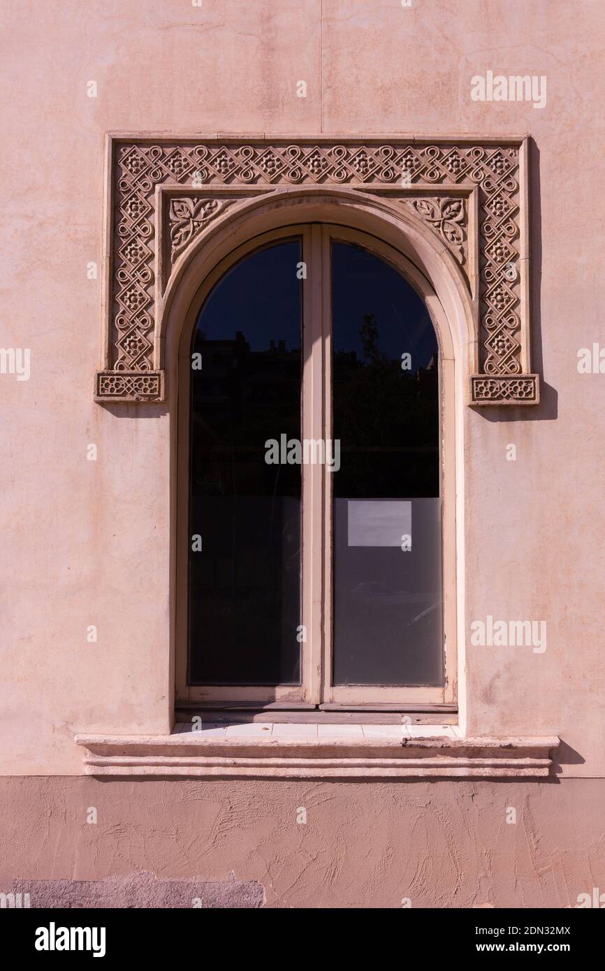 Gypsum railings hi-res stock photography and images - Alamy