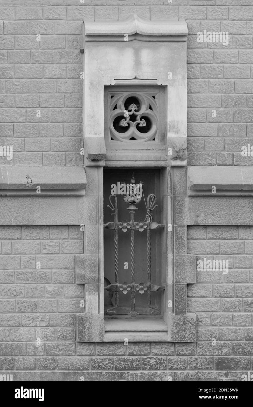 Buildings facade stucco old Black and White Stock Photos & Images - Alamy