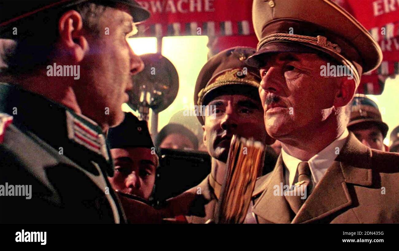 INDIANA JONES AND THE LAST CRUSADE 1989 Paramount Pictures film with Harrison Ford at left and Michael Sheard as Adolf Hitler Stock Photo