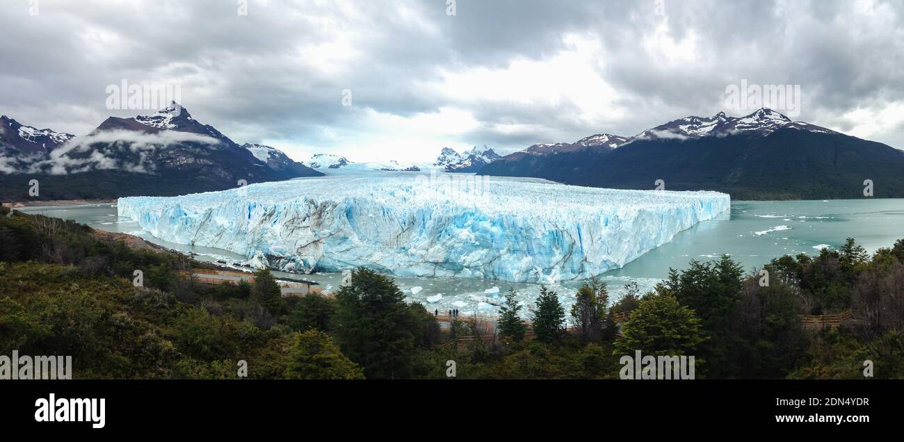 Perito Moreno Glacier panorama, Los Glaciares National Park, Patagonia, Argentina Stock Photo