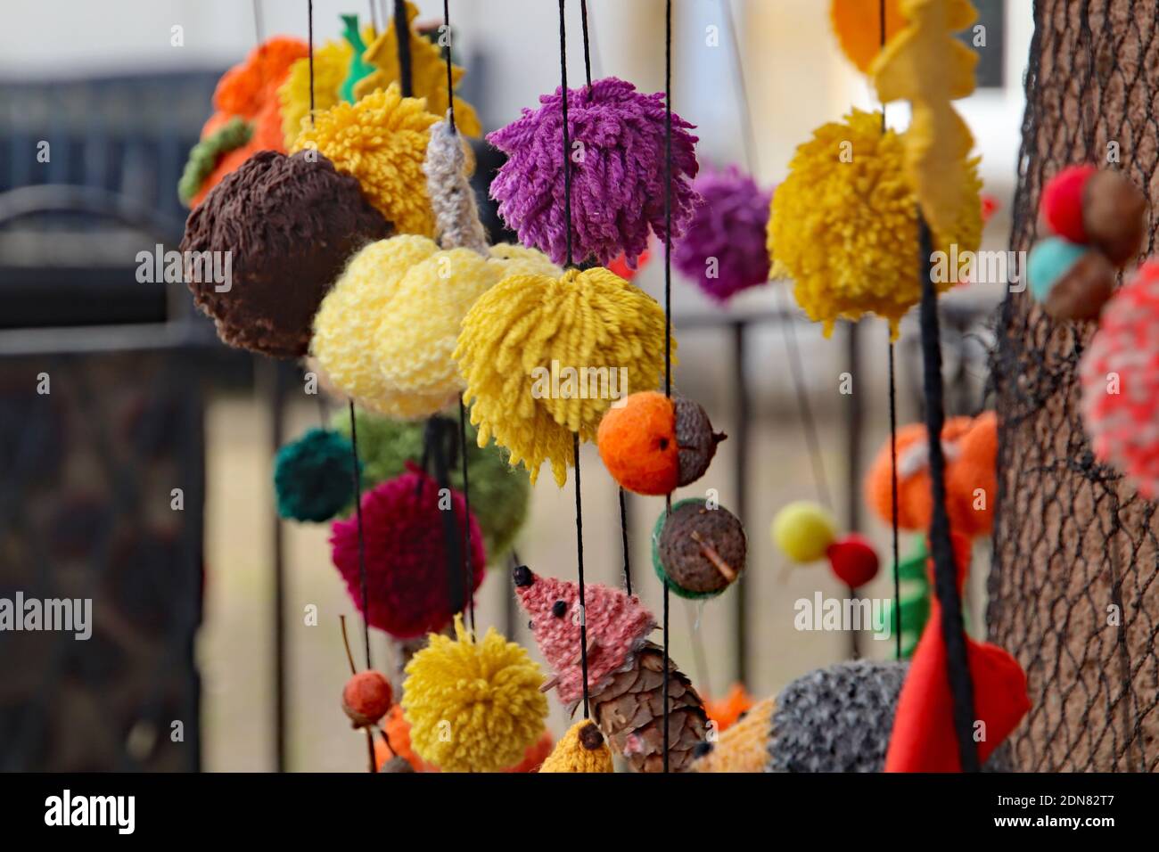 Coloured cotton wool balls hires stock photography and images Alamy