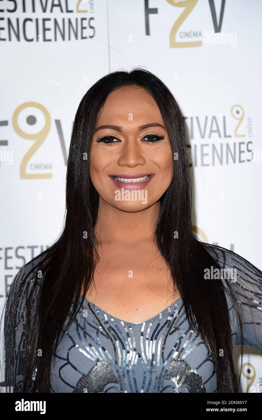 Jaiya Saelua poses ahead of the screening of Une Equipe De Reve as part of the Festival 2 Valenciennes, France, on March 24, 2015. Photo by Nicolas Briquet/ABACAPRESS.COM Stock Photo