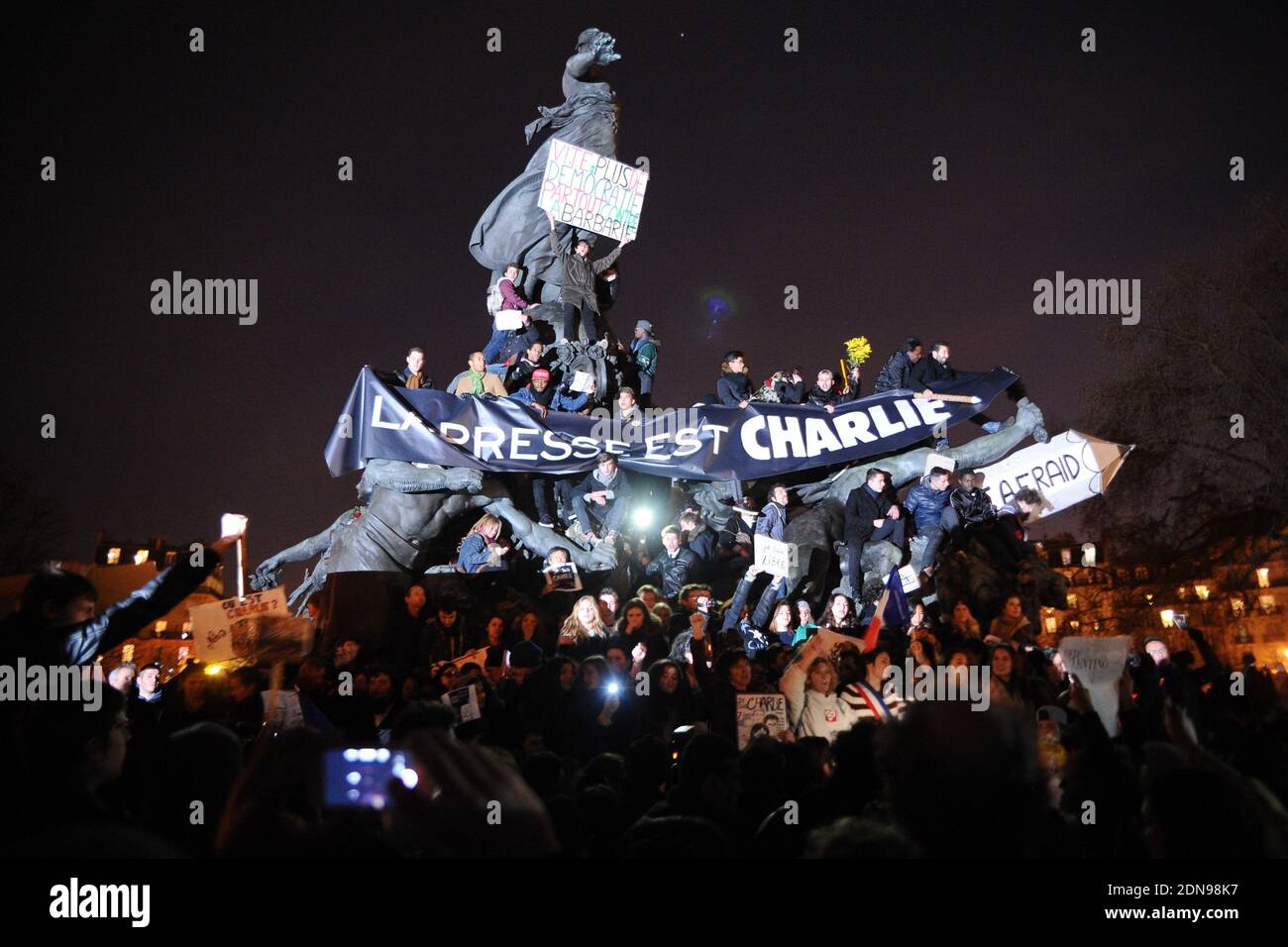 World Event In 2015 Hundreds of thousands gathered on Place de la Republique prior to march ...