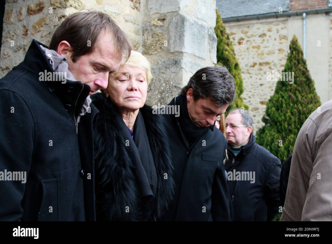 Jacqueline Beltoise with her sons Julien and Anthony attending the Jean-Pierre  Beltoise funeral ceremony in Saint-Vrain, France on January 12, 2015. Photo  by ABACAPRESS.COM Stock Photo - Alamy