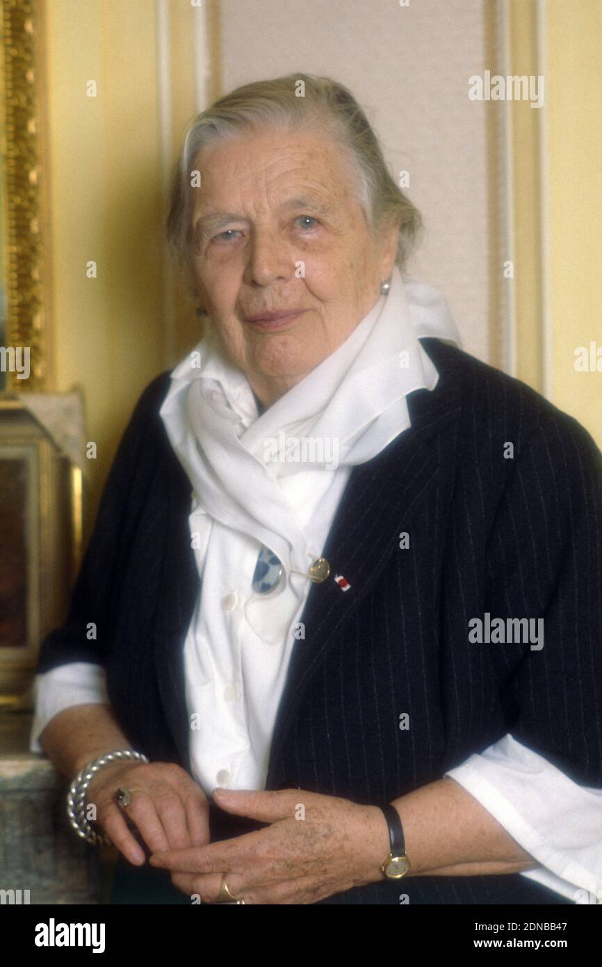 File photo taken in December 1986 of late French author Marguerite Yourcenar,  the first female writer to enter the Academie Francaise. Photo by Pascal  Baril/ABACAPRESS.COM Stock Photo - Alamy