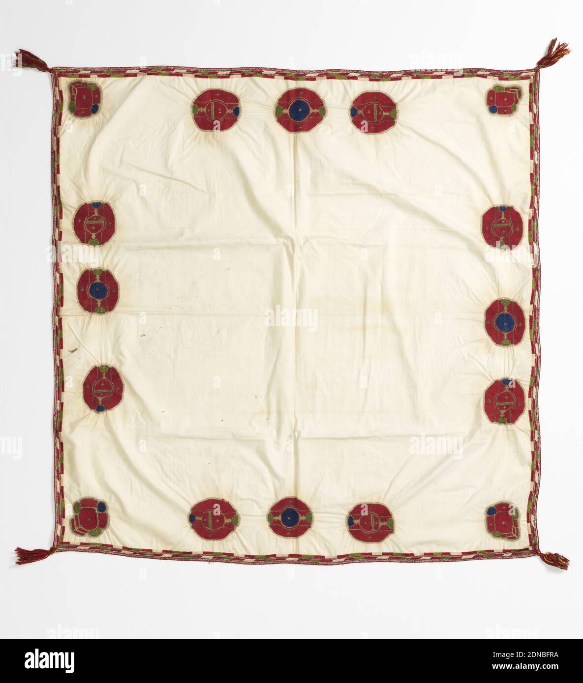 Narrow embroidered edge hires stock photography and images Alamy