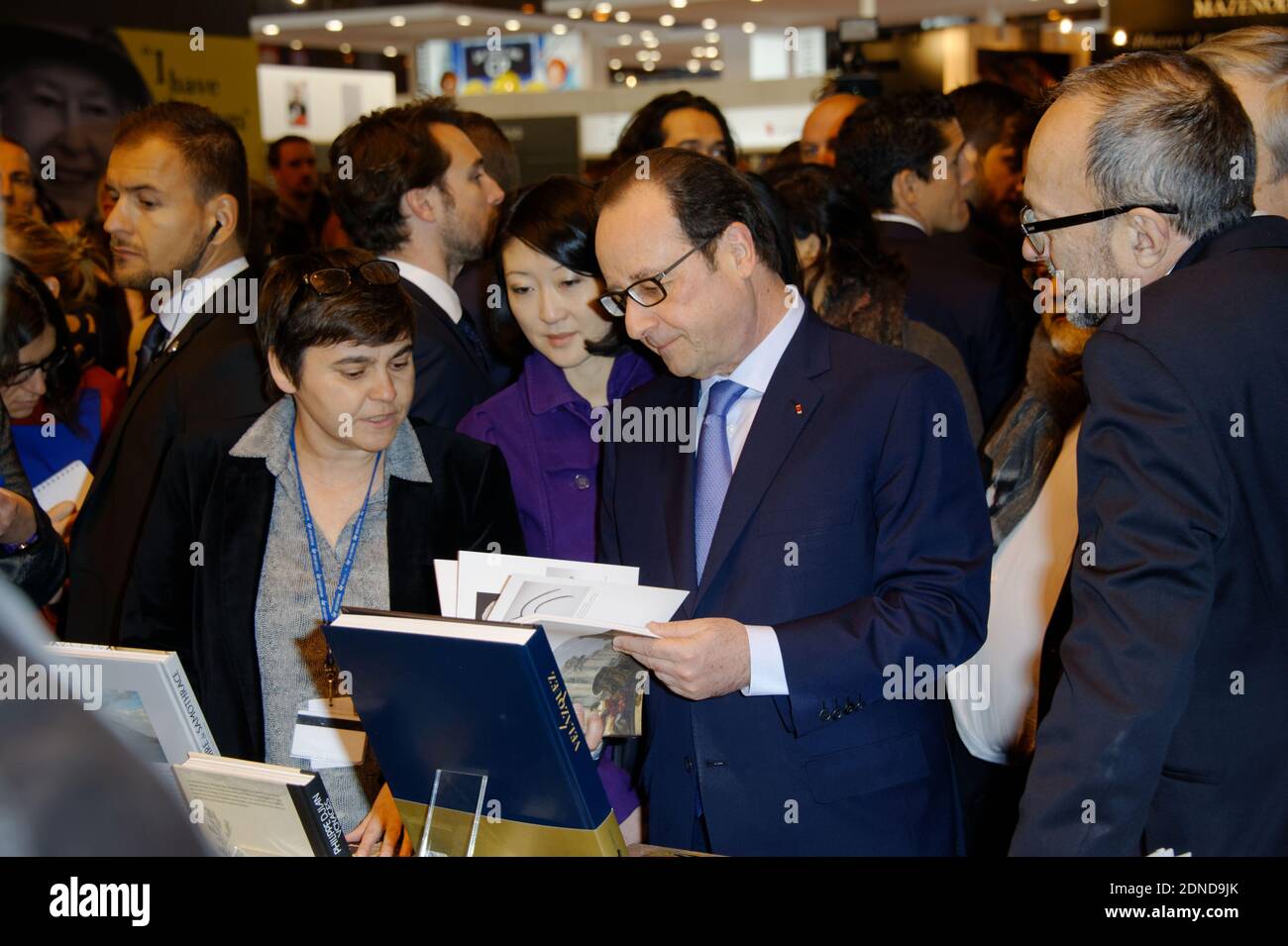 Francois Hollande and Fleur Pellerin visit the 35th Salon du Livre de Paris  Book Fair held at the Parc des Expositions, Porte de Versailles in Paris,  France on March 21, 2015. Photo