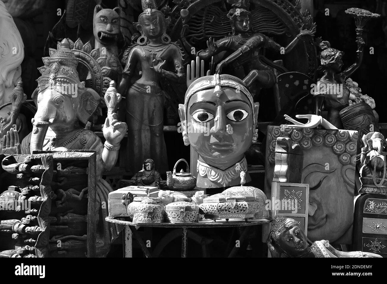 Statue for sale at market Black and White Stock Photos & Images Alamy