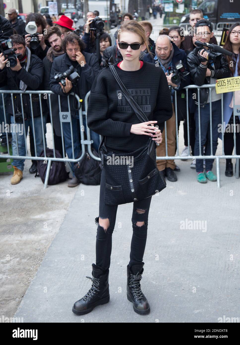 MOLLY BLAIR - ARRIVEES DEFILE CHANEL - FASHION WEEK DE PARIS Photo by