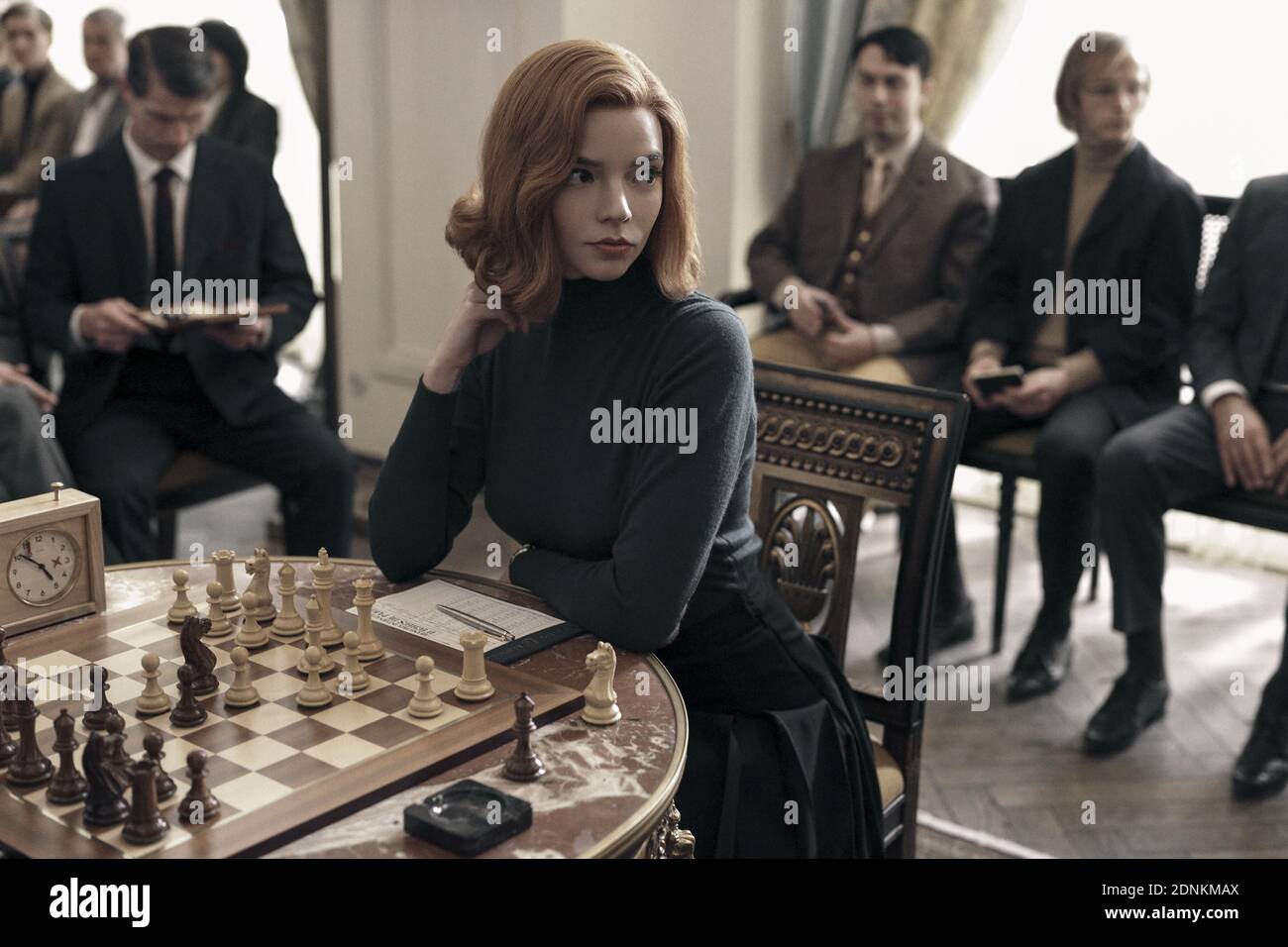 ANYA TAYLOR-JOY in THE QUEEN'S GAMBIT (2020), directed by ALLAN SCOTT and SCOTT FRANK. Credit: FILMCRAFT/WONDERFUL FILMS/NETFLIX / Album Stock Photo