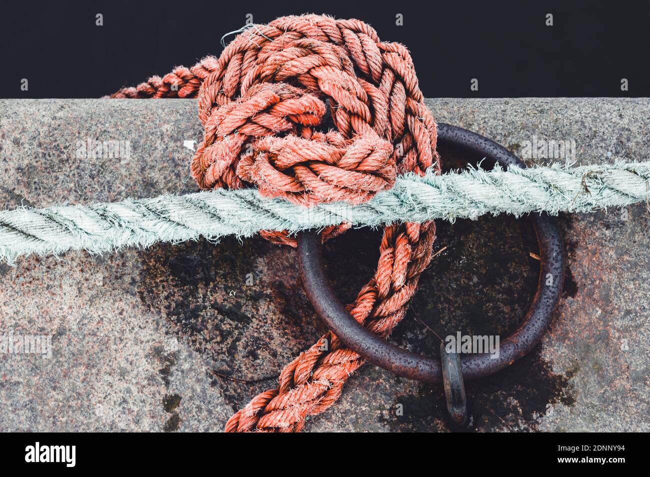 Decorative knot hi-res stock photography and images - Alamy