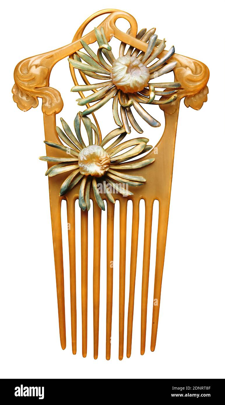 stor Kollisionskursus Uhyggelig René Lalique, Jewelry comb chrysanthemums, horn, enamel, gold, opal, cast,  cut, Total: Height: 16,20 cm; Width: 9,00 cm, Engraving: on the back:  LALIQUE, Jewelry for body and clothing (women's clothing), hair ornaments,