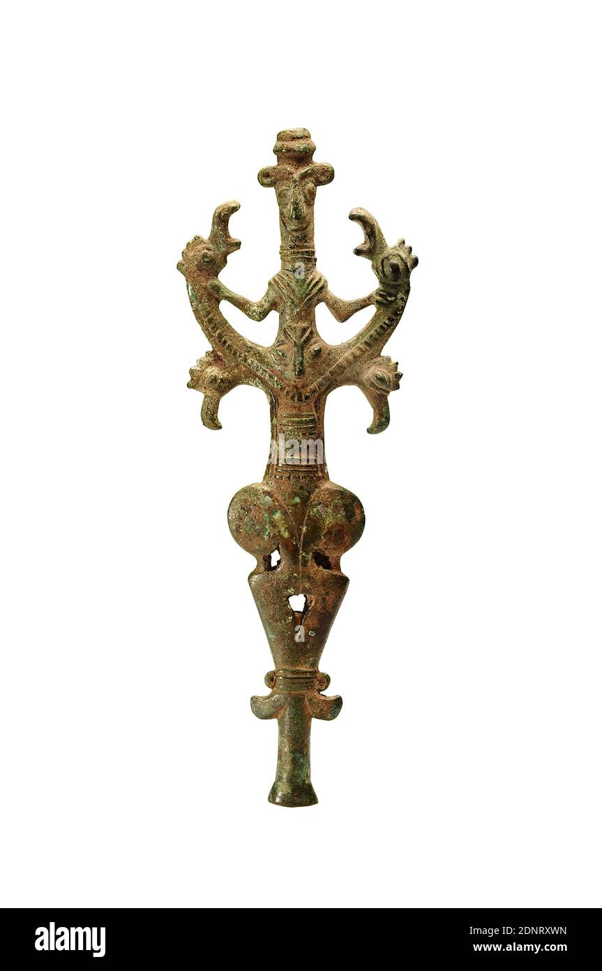 Cult stand attachment Demon Conqueror or Lord of the Animals, bronze, cast, bronze, total: height: 17.9 cm; width: 6.5 cm; depth: 1.8 cm, Ritual objects and accessories, Burial objects, Rule/administration, Cult places and cult objects (non-Christian religions, general), Animals, non-Christian religions and cults (general), Animals as ornament, Antiquity, The type is widespread in Luristan (western Iran); it is a so-called The type is widespread in Luristan (western Iran); it is a so-called demon-conqueror or also lord of the animals, i.e. Stock Photo