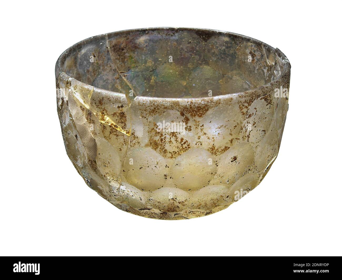 Bowl, property of the Stiftung Hamburger Kunstsammlungen, glass, cut, glass, Total: Height: 8.5 cm; Diameter: 10 cm, ornamental objects, In addition to gold and silver work, glass is one of the most sought-after luxury goods. The processing of this extremely fragile material usually requires several work steps and the knowledge of different techniques: Here first the casting over a wooden core, then the grinding of the individual facets Stock Photo