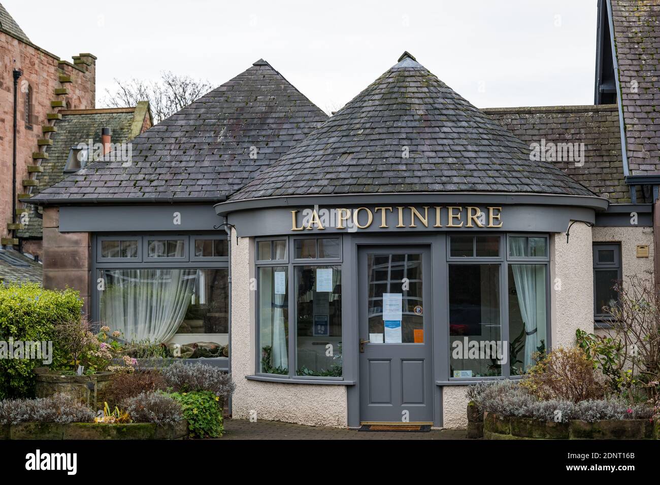 Unusual Pubs Uk High Resolution Stock Photography And Images - Alamy