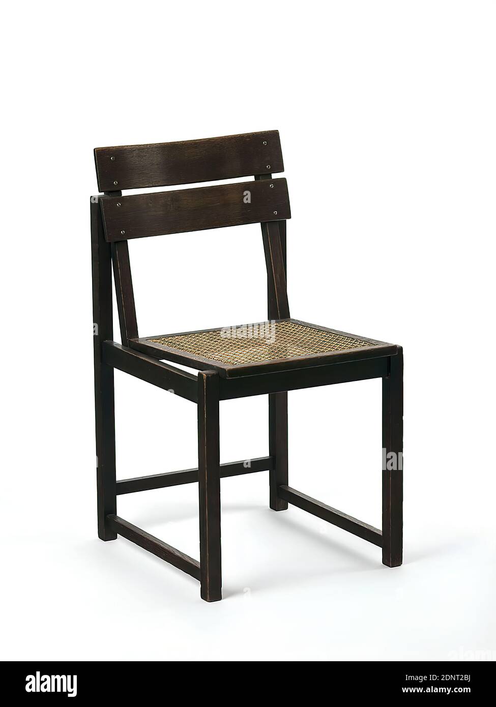 Staatliche Bauhochschule Weimar, Erich Dieckmann, chair with divided backrest, Hamburg, elm, rattan, stained, woven, elm wood, stained, and wickerwork, Total: Height: 80 cm; Width: 42 cm; Depth: 52 cm, on the underside with chalk illegibly marked, furniture, seating, chairs, Bauhaus Stock Photo