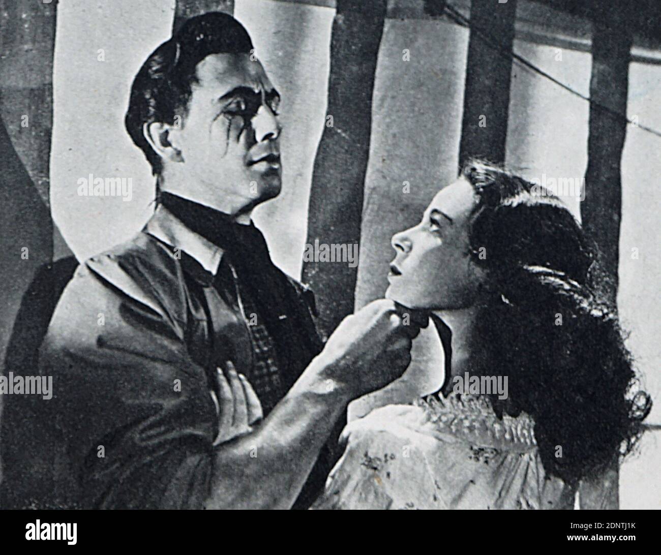 Film still of Maxwell Reed and Siobhan McKenna from 'Daughter of Darkness'. Stock Photo