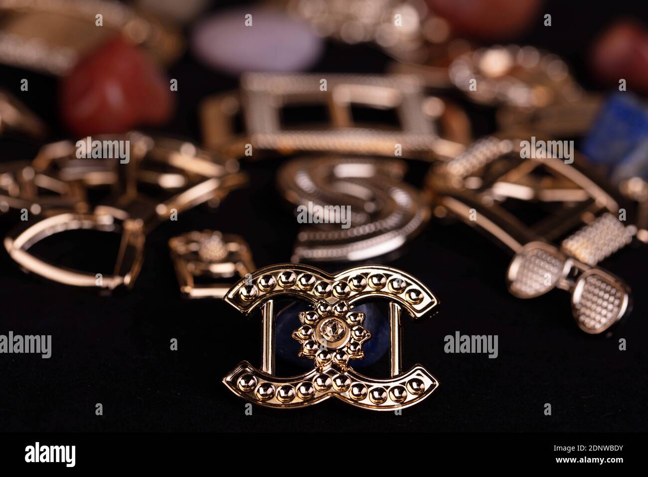 Wholesale 2025 chanel accessories