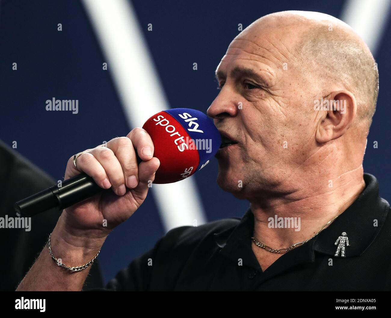 PDC referee Russ Bray on stage during day four of the William Hill World  Darts Championship at Alexandra Palace, London Stock Photo - Alamy