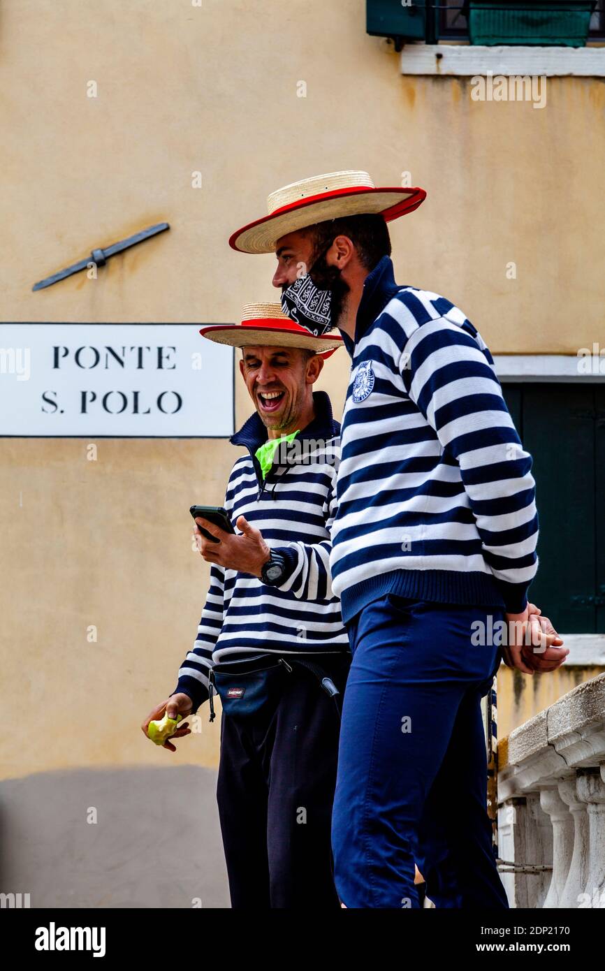 Gondolier costume hi-res stock photography and images - Alamy