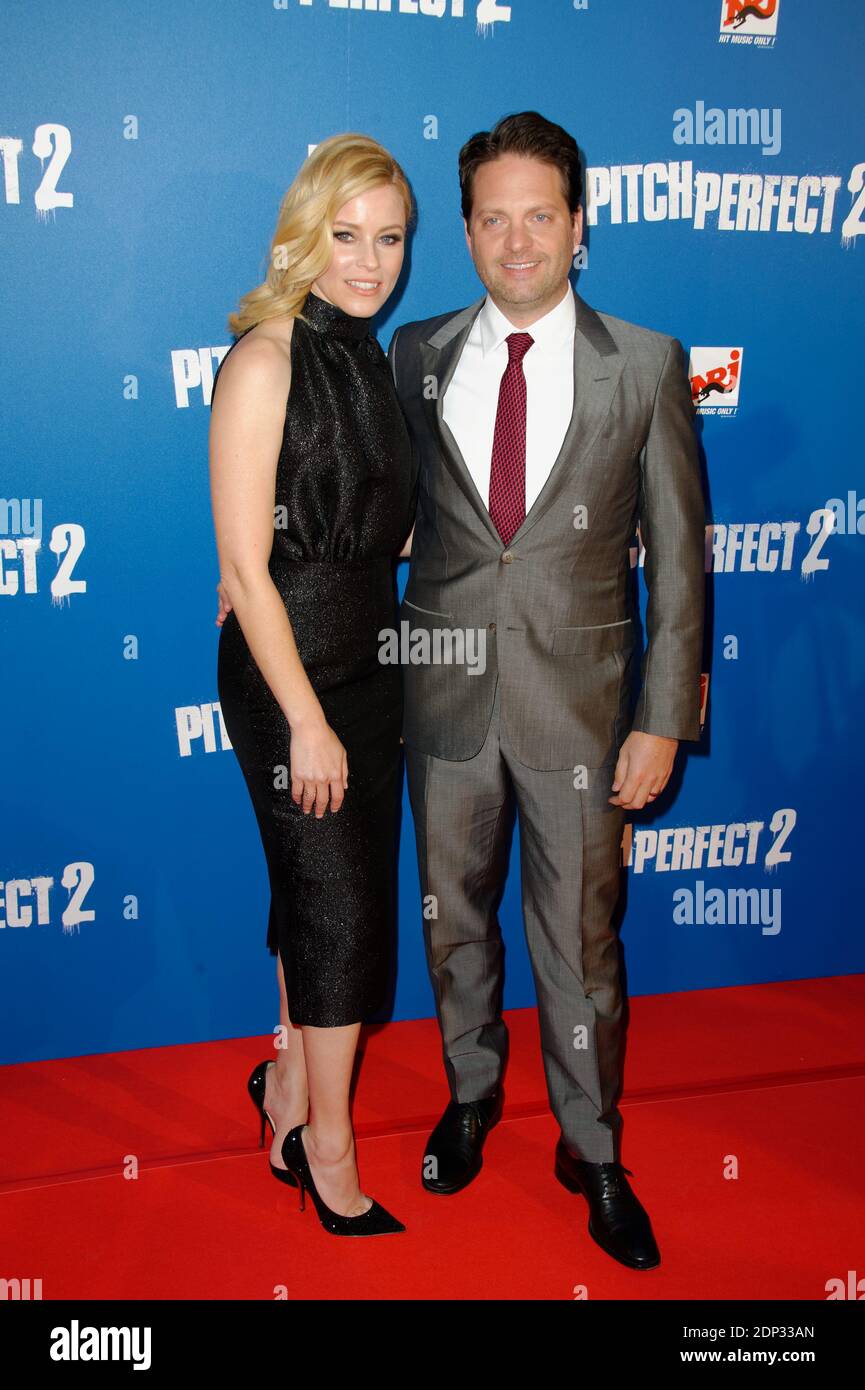 Elizabeth Banks and her husband Max Handelman pose for pictures as they arrive to the premiere of the film Pitch Perfect 2 held at the UGC Cine Cite Bercy Cinema in Paris, France, on April 28, 2015. Photo by Alban Wyters/ABACAPRESS.COM Stock Photo