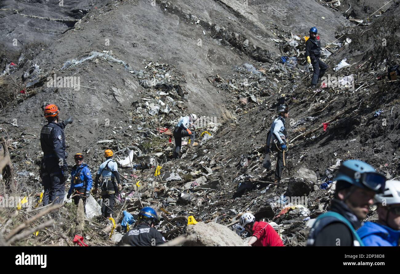 Germanwings Crash: How Often Pilots Commit 'Aircraft-Assisted Suicide' -  ABC News, image size:1300x891