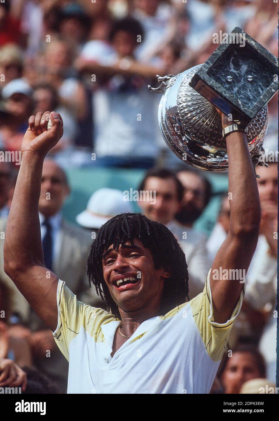 France's Yannick Noah winner of the French Tennis Open against Sweden's  Mats Wilander In Roland-Garros Stadium, Paris, France on May 23th, 1983.  Photo by Henri Szwarc/ABACAPRESS.COM Stock Photo - Alamy