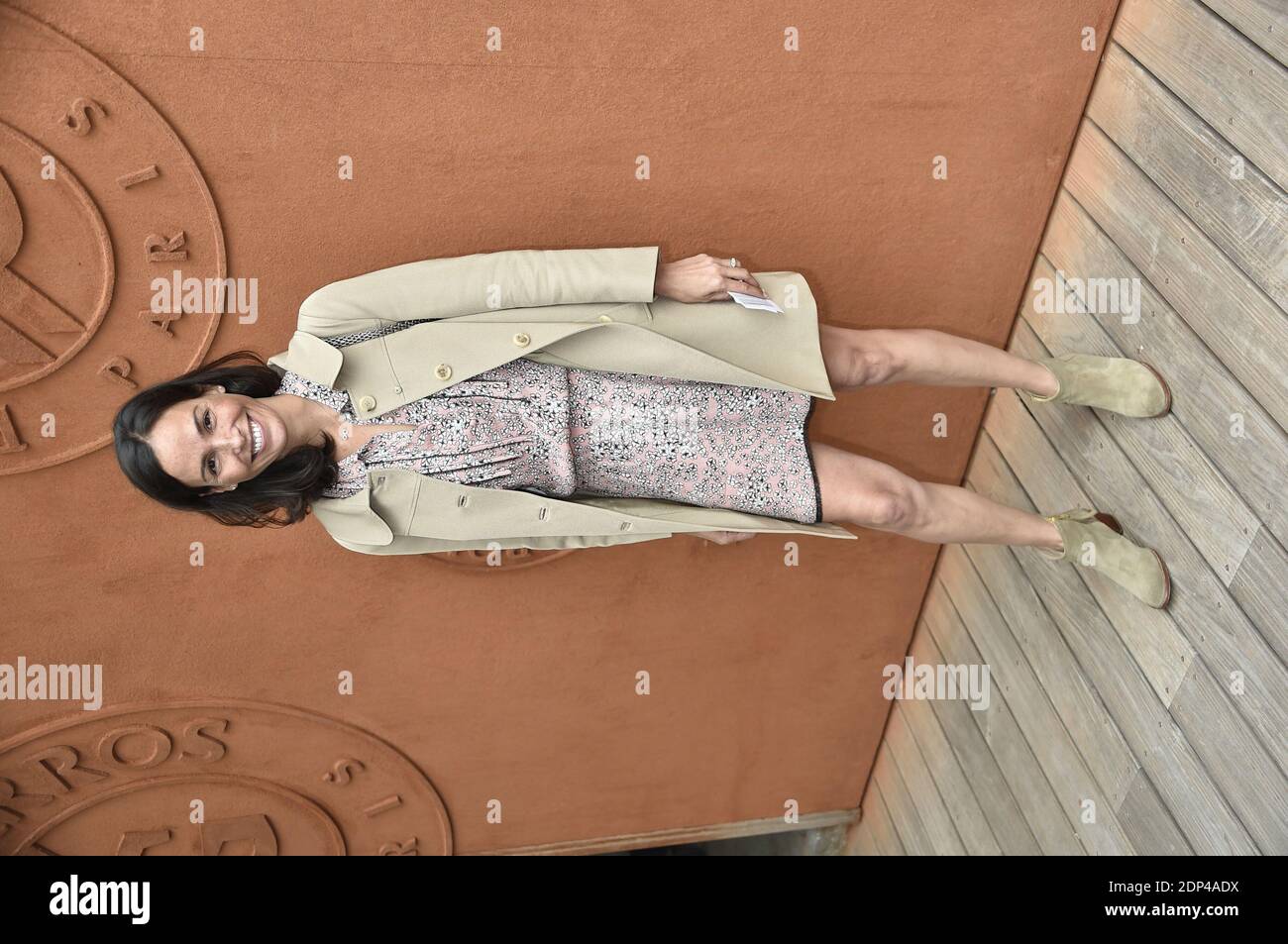 Inés Sastre pose au Village du tournoi de tennis de Roland Garros a