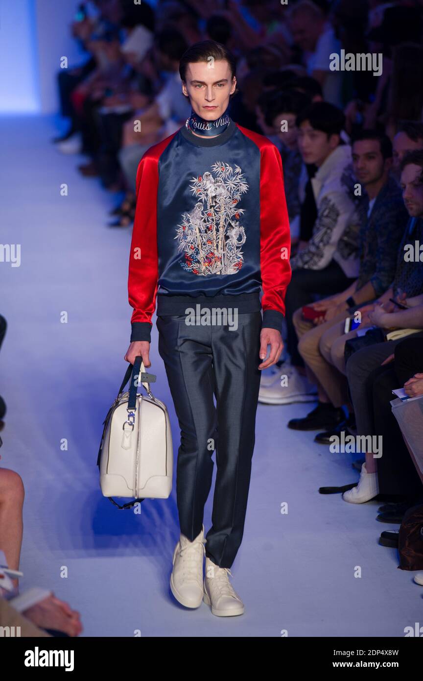 Louis Vuitton Spring/Summer 2015 Paris - Fashionably Male