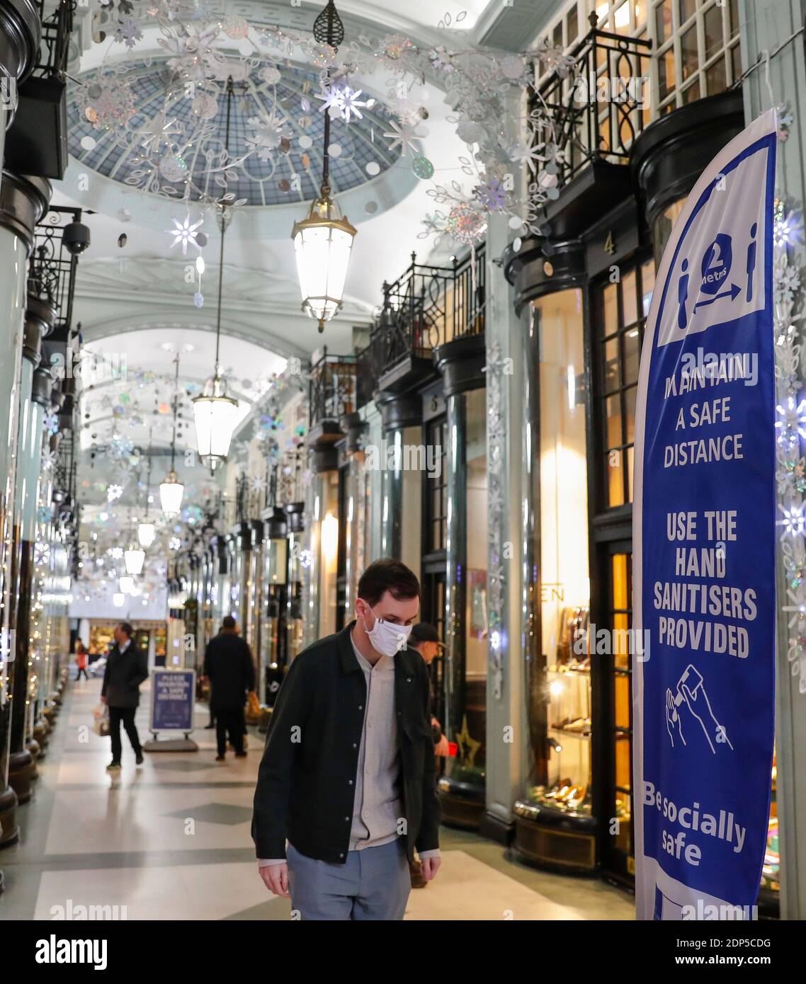 1219 London Dec 19 Xinhua A Man Wearing A Face Mask Walks Past A Sign With Public Information In Central London Britain On Dec 18 Britain S Coronavirus Reproduction 1219 London Dec 19 Xinhua A Man Wearing A Face Mask Walks Past A Sign With Public Information In Central London Britain On Dec 18 Britain S Coronavirus Reproduction