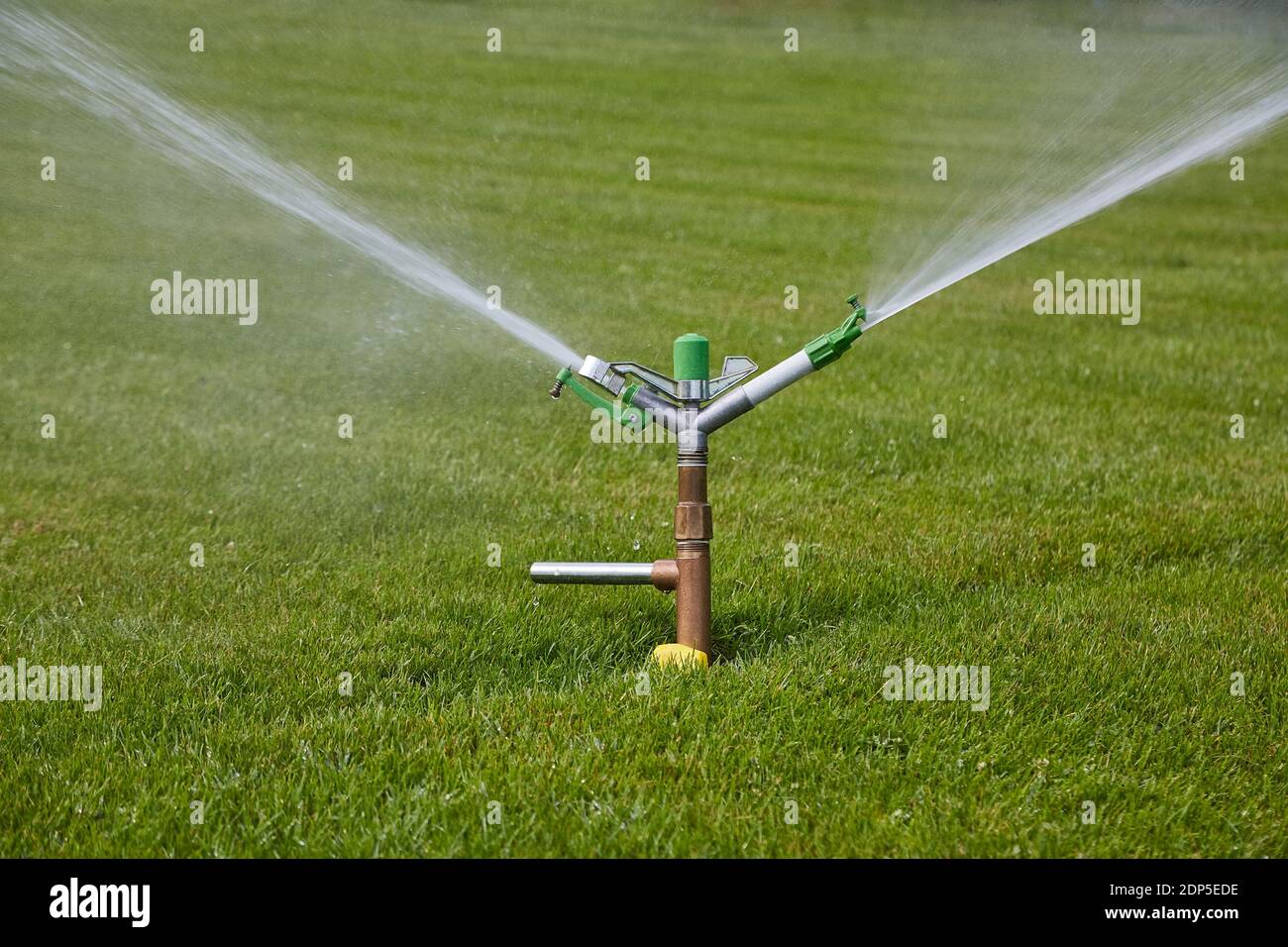 Watering soccer field hi-res stock photography and images - Alamy