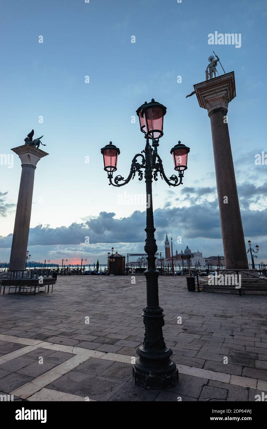 Piazzetta columns hires stock photography and images Alamy