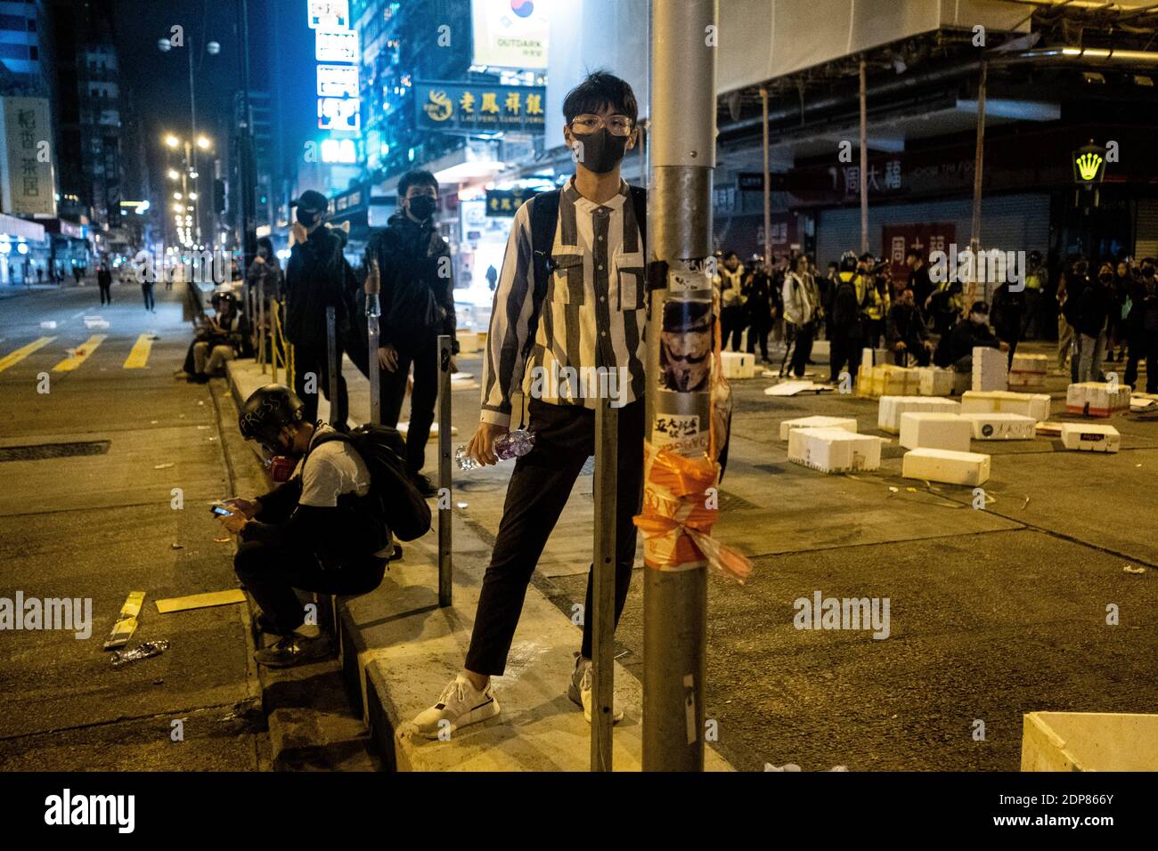 HONG KONG - PROTEST - NIGHT RIOTS - MB Stock Photo - Alamy