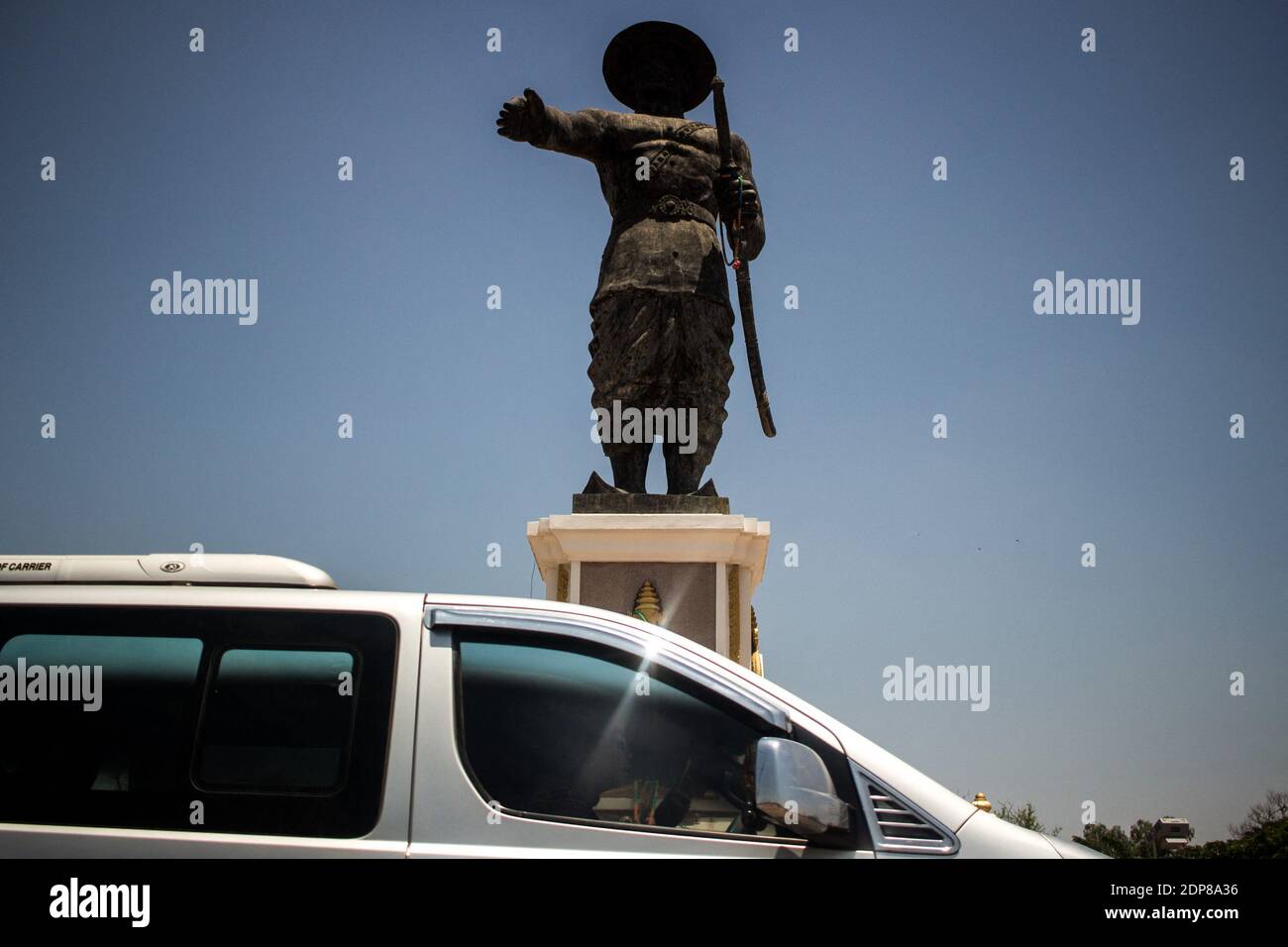 LAO - VIENTIANE LA COMPROMISE Même si elle se rapproche du million d’habitants, Vientiane a encore les allures d’une bourgade à côte des mégapoles des Stock Photo